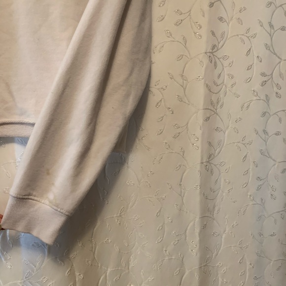 White sweater with front stripes - Picture 3 of 4